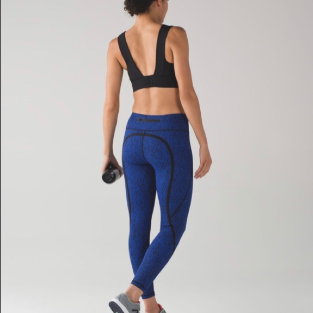 Lululemon On Track Blue/Black Tight Size 2